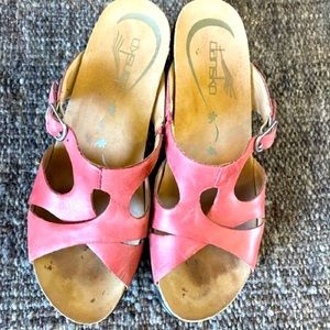 Dansko Red